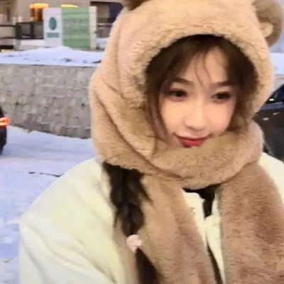 黑暗中的两个人